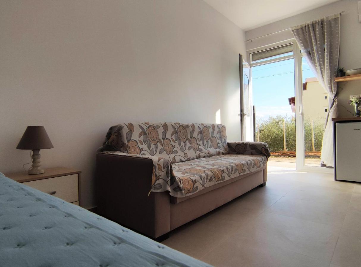 Ionia Apartments Саранде Екстериор снимка