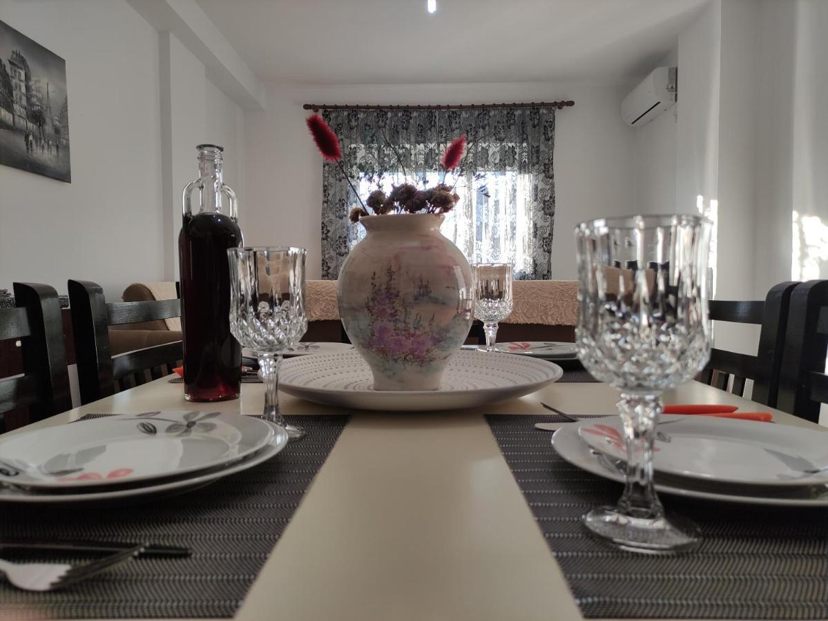 Ionia Apartments Саранде Екстериор снимка