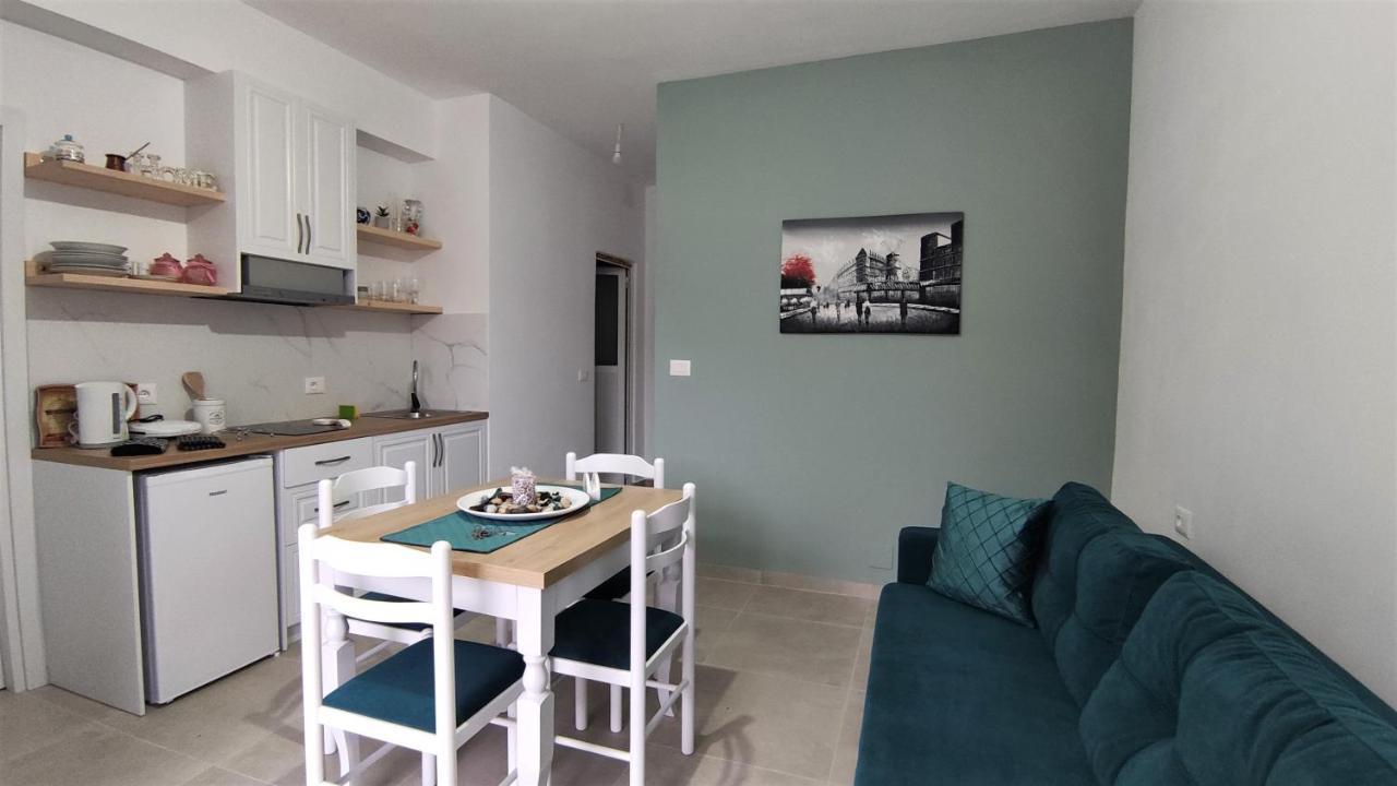 Ionia Apartments Саранде Екстериор снимка