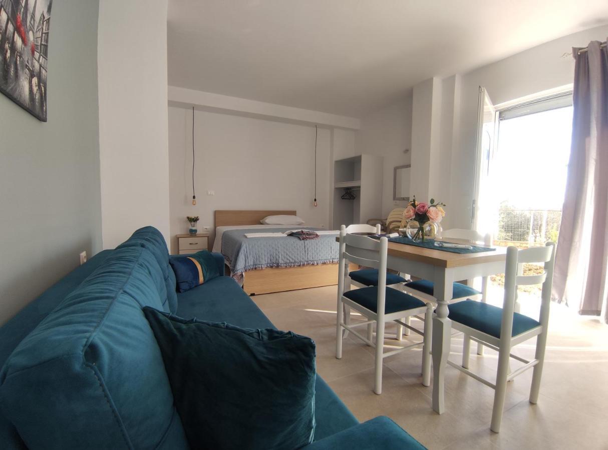 Ionia Apartments Саранде Екстериор снимка