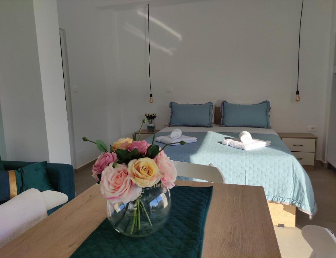 Ionia Apartments Саранде Екстериор снимка